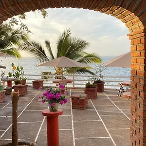 Hotel Traditional Sierra Leon Oceanfront - Adults Only, Puerto Vallarta