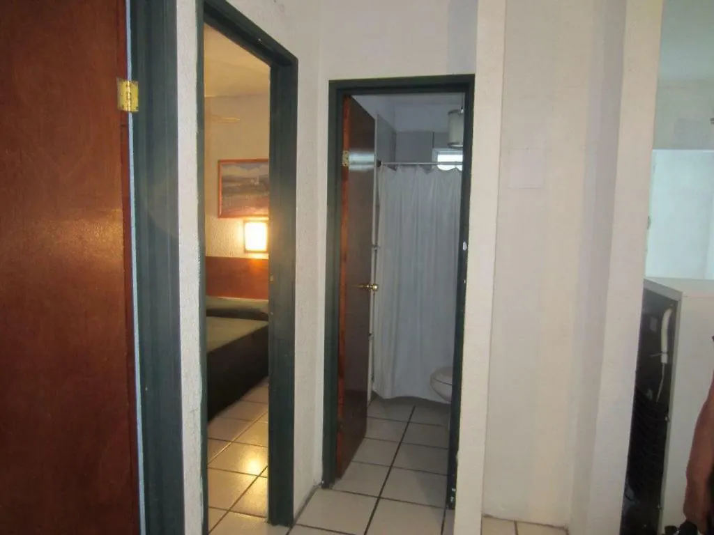Hotel Vagabundo Puerto Vallarta 2*,